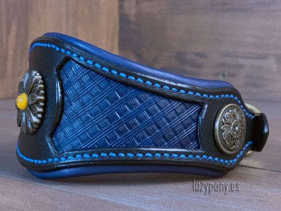 craved dog collar