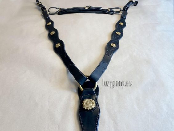 Portuguese Breastplate Lazypony - Image 4