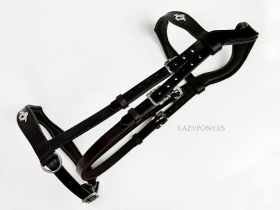 Baroque leather bridle Vienna Lazypony, flor de lis conchos and portuguese buckles