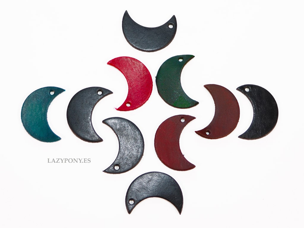 2389 Leather Moon Patches Keychains